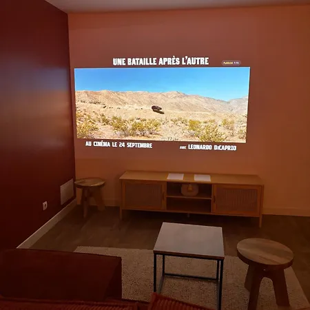 L'evasion Cinema Et Appartement